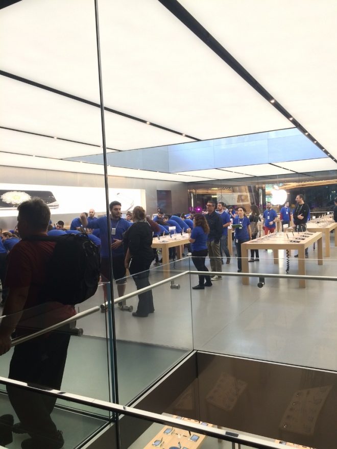 istanbul'da iPhone 6 cilginligi