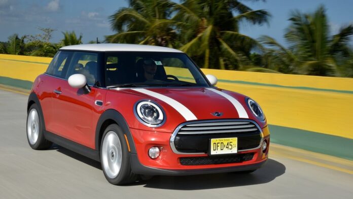 Mini Cooper yenilendi!