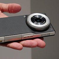 Panasonic Lumix DMC-CM1 -02