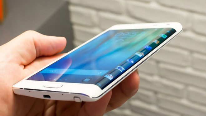 Galaxy S6 modellerinde farklı bir özellik göze çarpıyor.