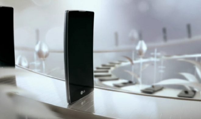 LG Escape 2 piyasaya sürüldü.
