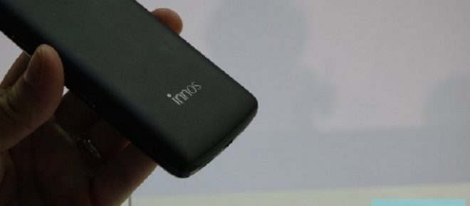 Innos, ilk çift bataryalı telefonu piyasaya sürdü.