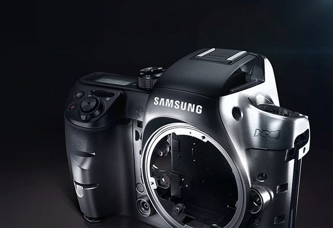 Samsung NX1 fotoğraf makinası karşınızda