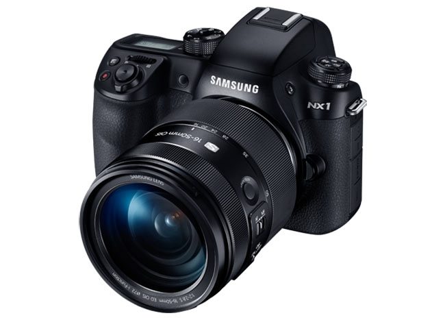 Samsung NX1 fotoğraf makinası karşınızda