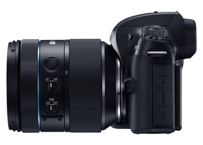 Samsung NX1 fotoğraf makinası karşınızda