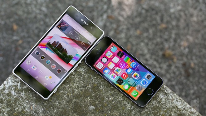 Sony-Xperia-Z2 ve Apple-iPhone-5s-kasilastirma