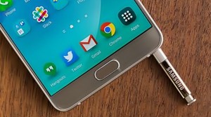 Samsung, 4100 mAh bataryalı Note 5 peşinde!