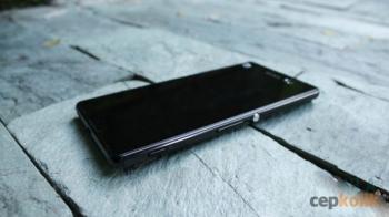 xperia m5 sağ taraf