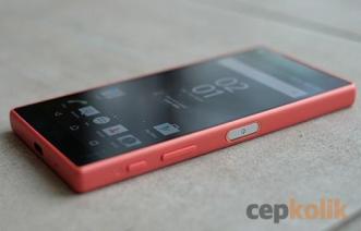 z5 compact pembe