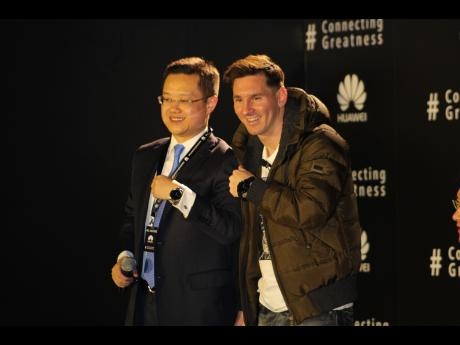 Huawei Messi Anlaşması