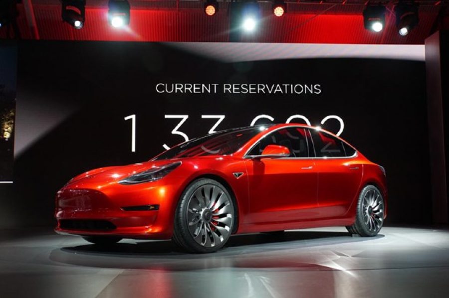 Tesla Rekor Kırdı! 115 bin Rezervasyon
