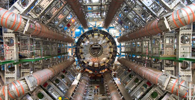 CERN Tesislerine Gelincik Darbesi