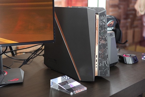 Asus’tan Oyuncu Bilgisayarı ROG G31 2