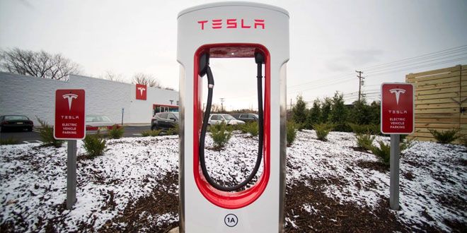 Tesla Güneş Enerjisine Geçiyor?