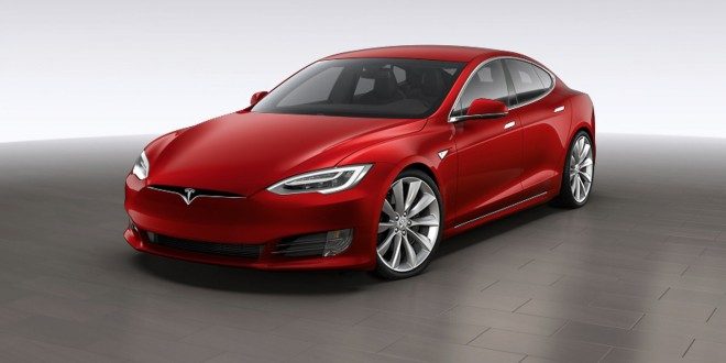Yeni Tesla Model S P100D!