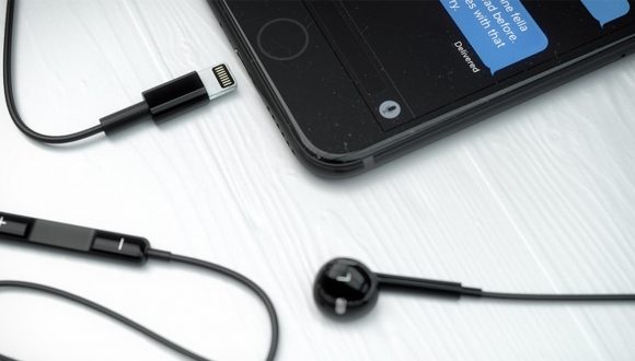 Apple’dan iPhone 7 Çizilebilir Uyarısı!