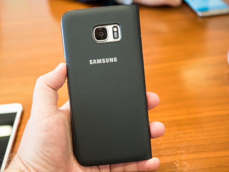 Samsung-Galaxy-S7-edge-kablosuz-şarj
