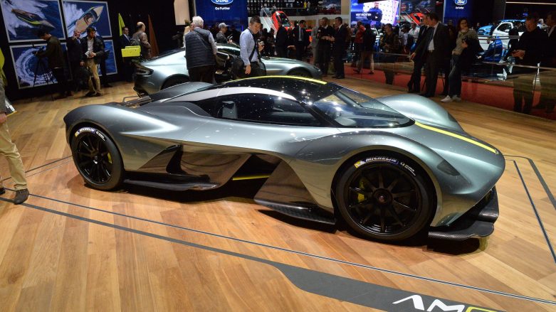 aston martin valkyrie serisi 