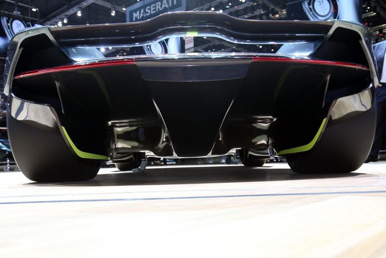 aston martin valkyrie