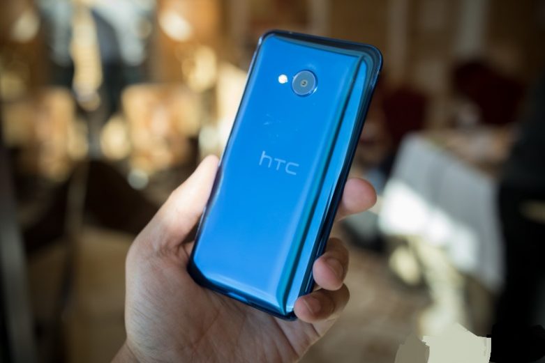 HTC U 11