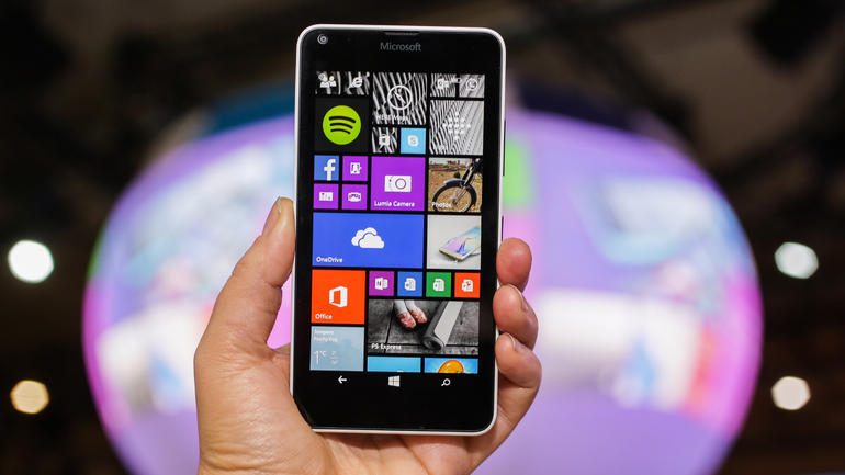 Microsoft Lumia 750 