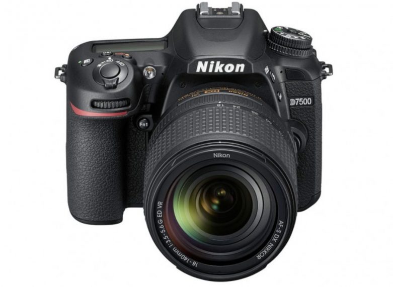 Nikon D7500