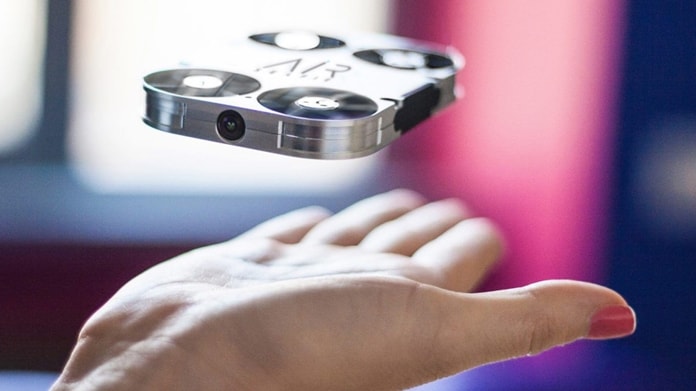Uçan Selfie Kamerası ile Harika Selfieler Çekin: Air Selfie Drone