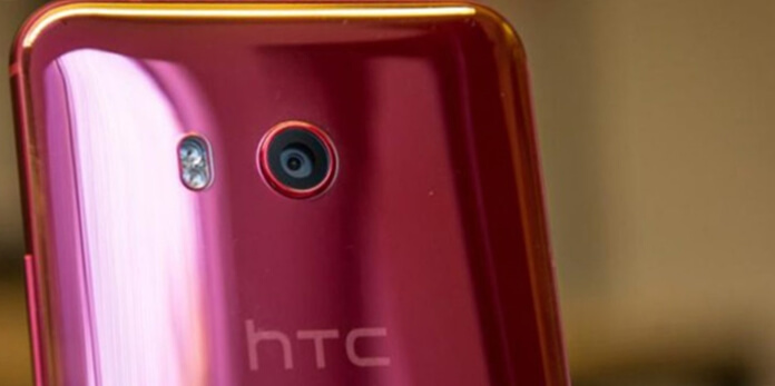 HTC U12'nin Çerçevesiz Tasarım ve 3500 mAh Pili Kesinleşti!