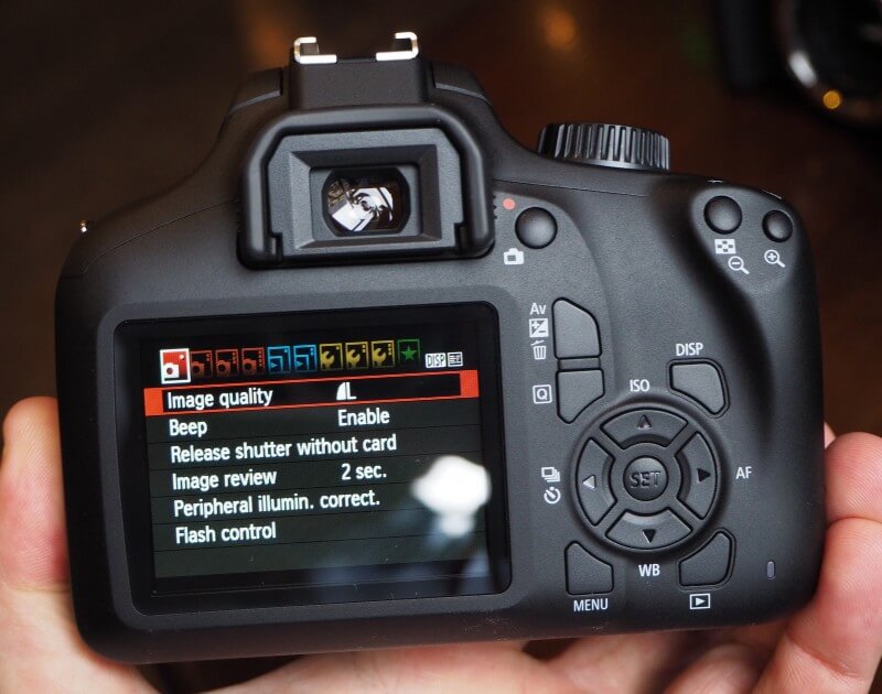 Canon EOS 4000D İncelemesi