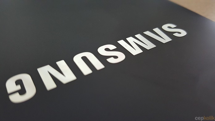 Samsung İki Ekranlı Çerçevesiz Tasarım Patenti Aldı