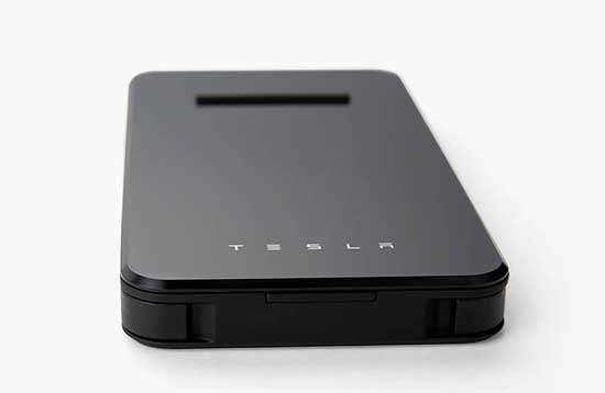Tesla Qi Kablosuz Şarj Cihazı