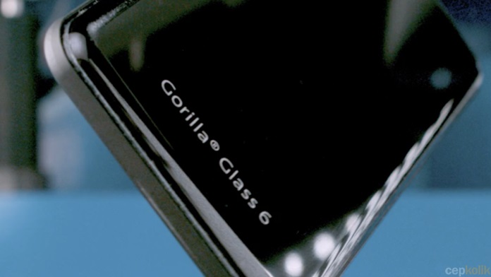 Gorilla Glass 6 Özelliğine Sahip İlk Telefon Belli Oldu!