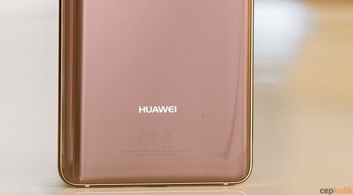 Huawei Mate 20 Ön Panelinin Canlı Fotoğrafları Sızdırıldı!