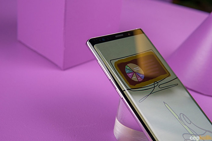 Samsung Galaxy Note 9 ve Galaxy Note 8 Karşılaştırması