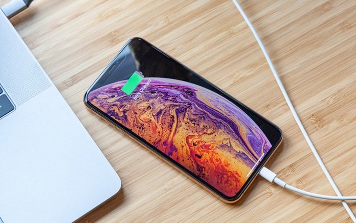 IPhone XS Kırılmayan Ekran için Kriter Belirliyor