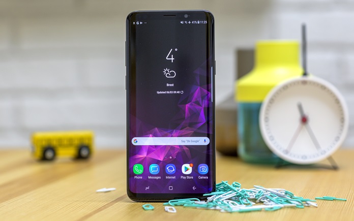 Galaxy S10 Yeni Tasarımı ve Daha Fazla Renk Seçeneğiyle Geliyor