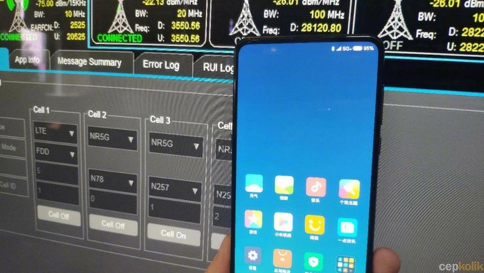 Xiaomi Mi Mix 3 Tanıtım Görselindeki Büyük Sürpriz