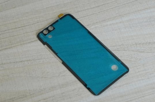 Xiaomi Mi 6 Şeffaf Arka Paneli Farklılık Sevenler İçin Tasarlandı