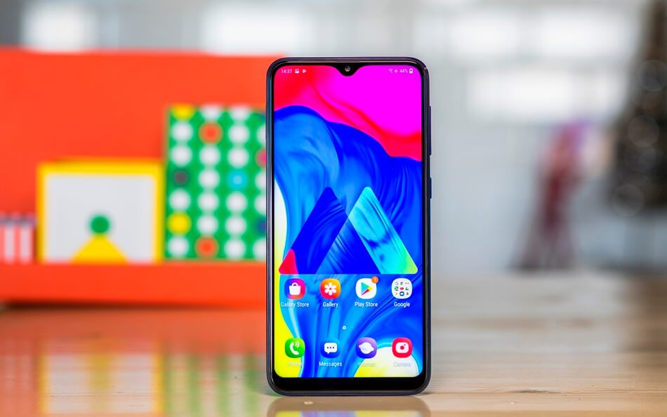 Samsung Galaxy M10 İncelemesi