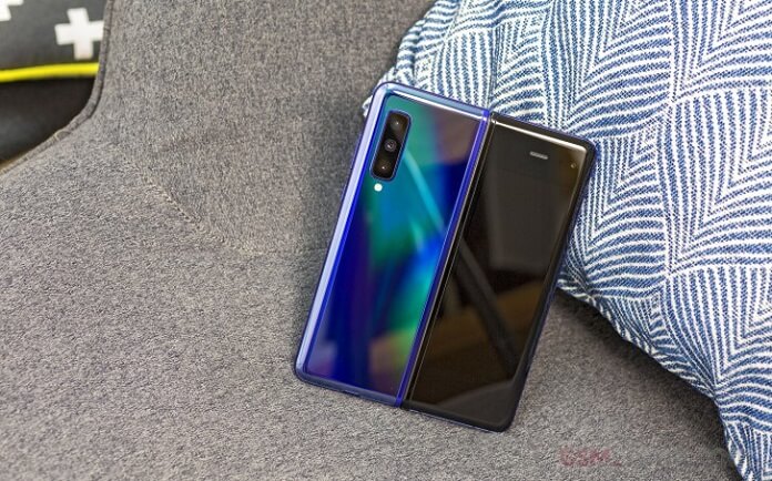 Samsung Fold Katlandığında Dış Ekran Çalışmıyor