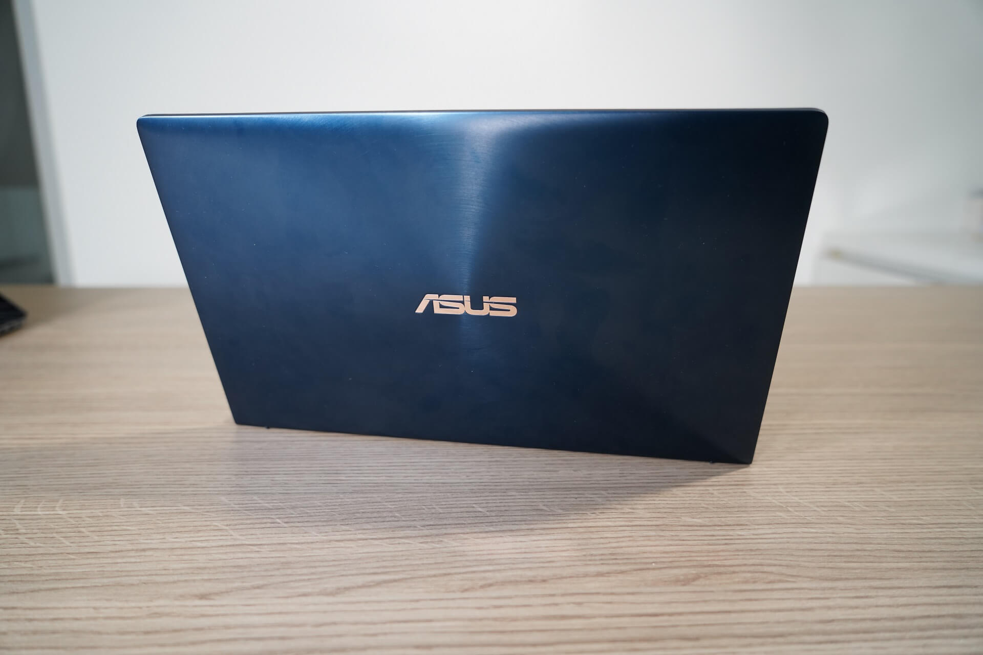 Asus ZenBook 14 UX433