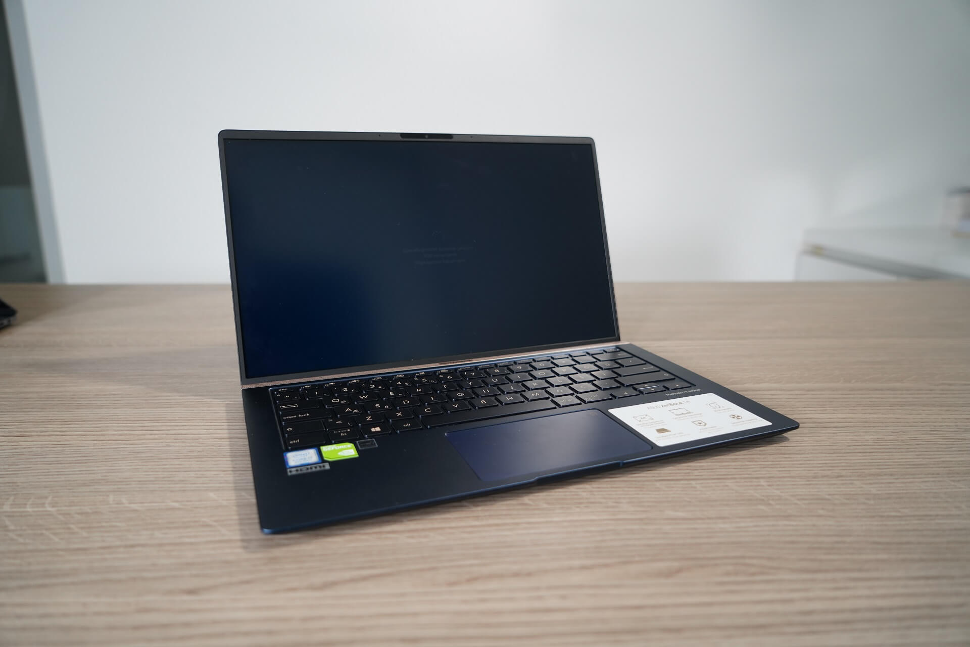 Asus ZenBook 14 UX433