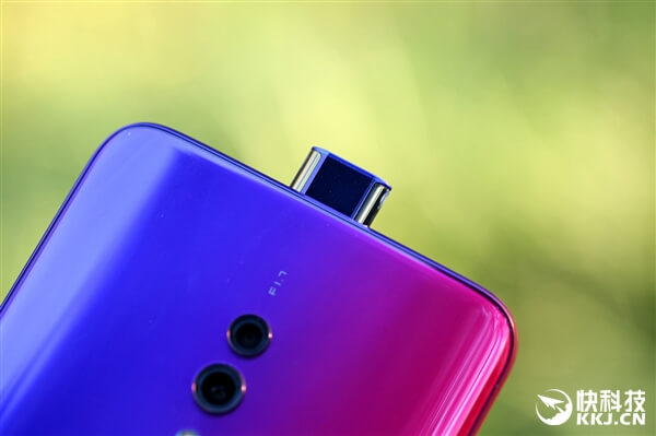 Oppo K3 Elden Çekim Görüntüleri Yayınlandı!