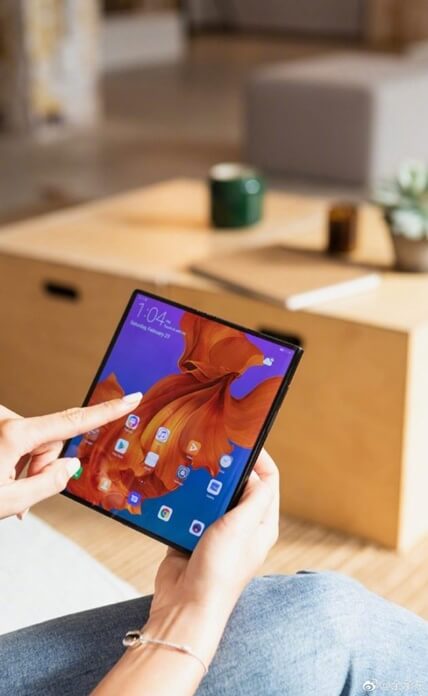 Huawei Huawei Mate X 5G Canlı Canlı Görüntülendi!