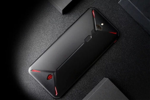 Nubia'nın Yeni Oyun Telefonu Nubia Red Magic 5G