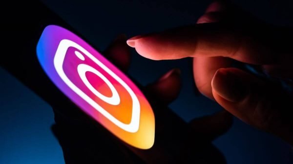Instagram Karanlık Mod (Dark Mode) Nasıl Kullanılır?