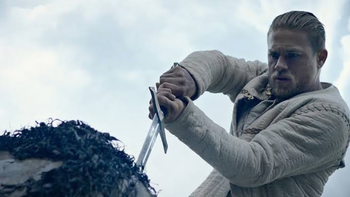Kral Arthur: Kılıç Efsanesi (2017) - IMDb 6.7