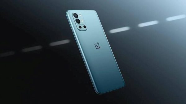 OnePlus 9R dış