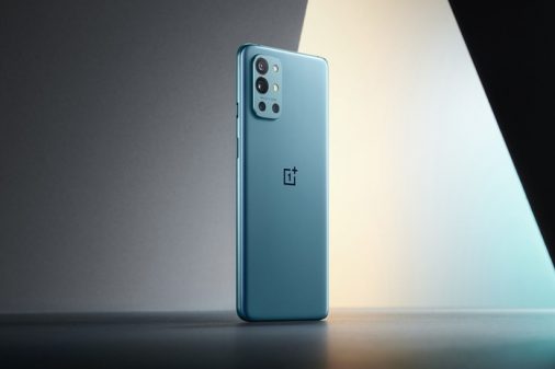 OnePlus 9R dis1