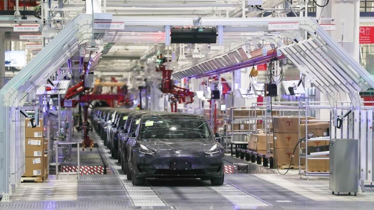 Giga Shanghai güncellendi ve haftada 20.000 Tesla'ya hazır